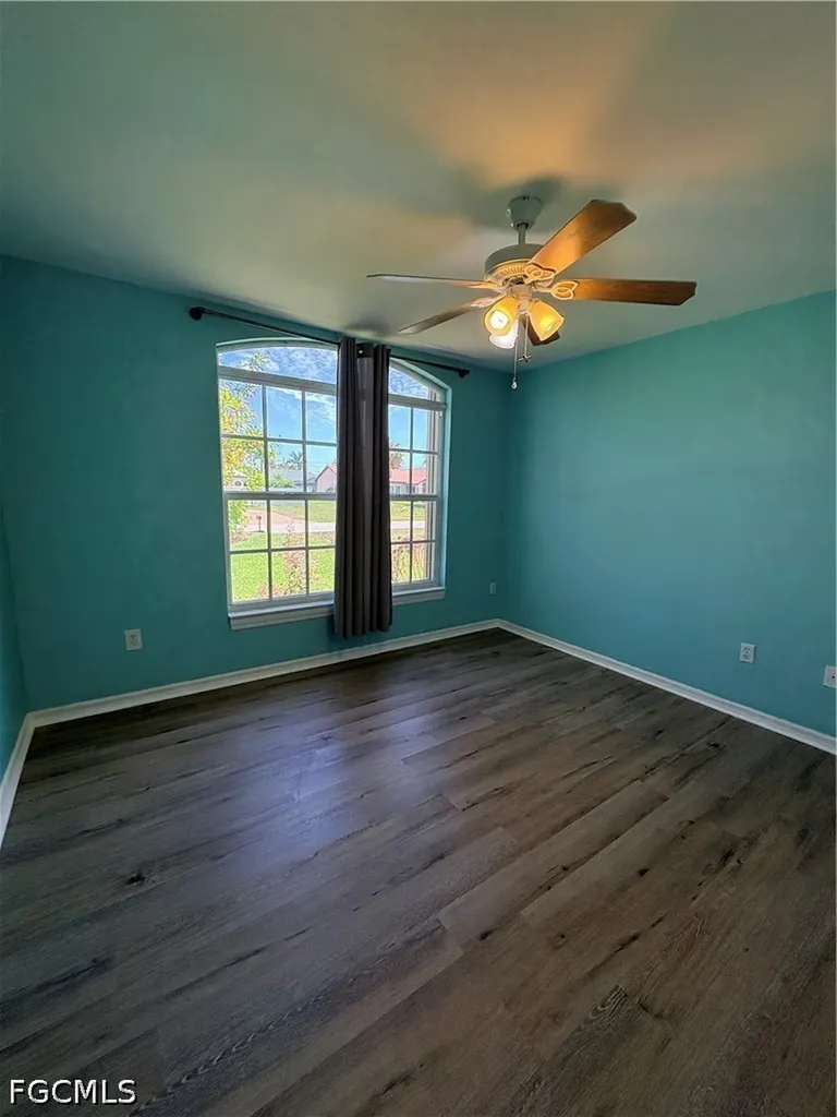 3710 SW 13th Avenue Cape Coral FL 33914