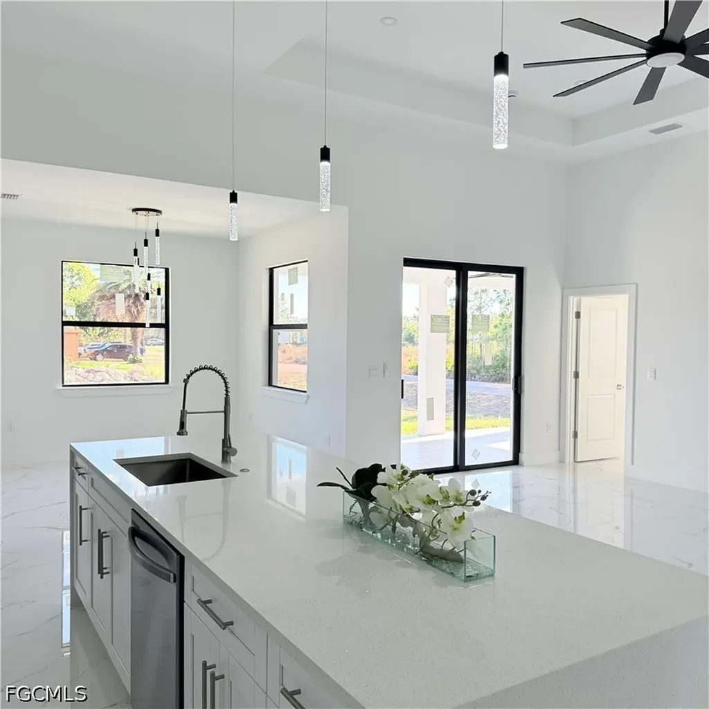 800 E 7th Street Lehigh Acres FL 33972