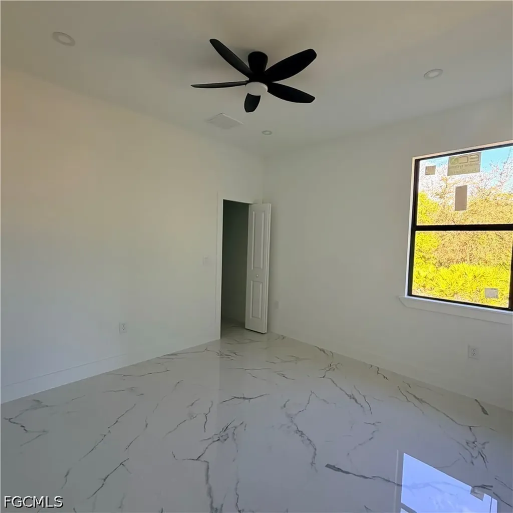 800 E 7th Street Lehigh Acres FL 33972