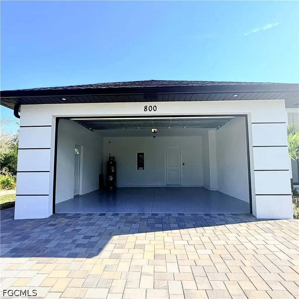 800 E 7th Street Lehigh Acres FL 33972