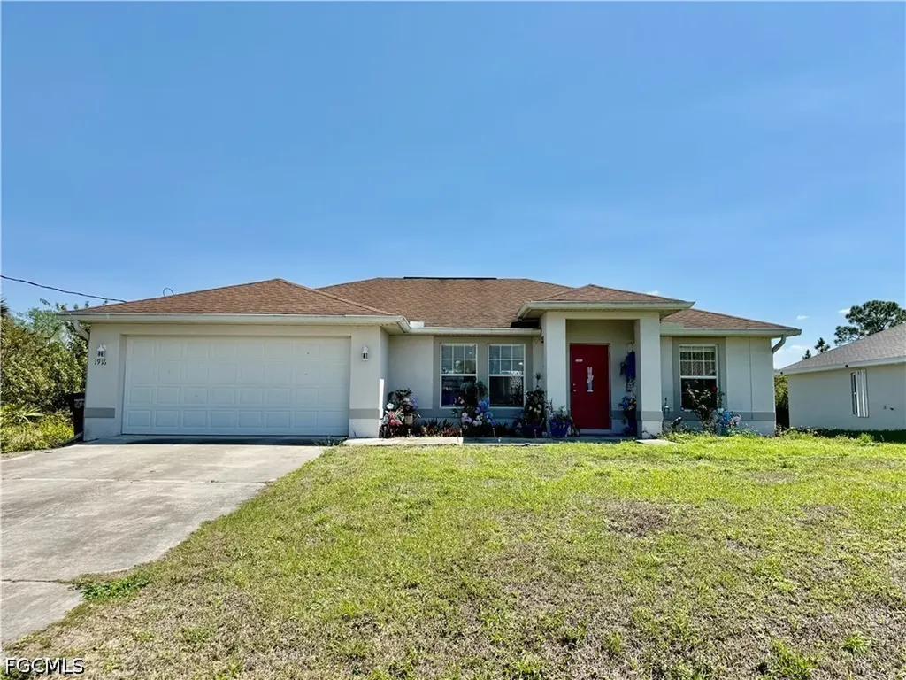 1916 Loyola Avenue Lehigh Acres FL 33972