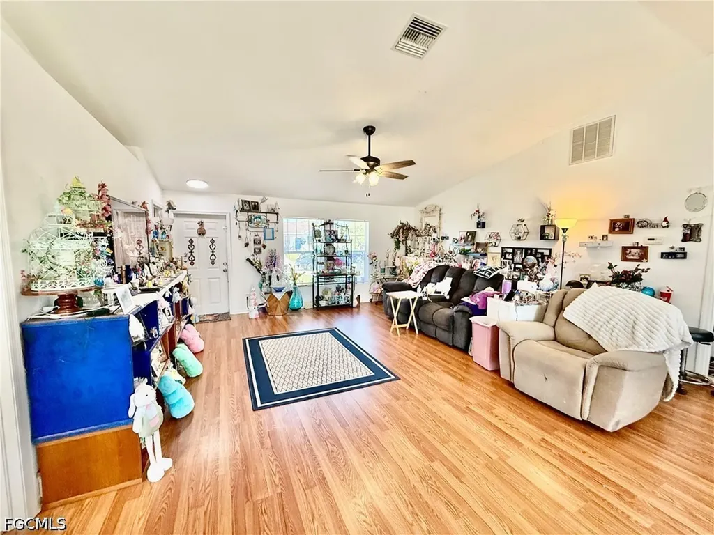 1916 Loyola Avenue Lehigh Acres FL 33972
