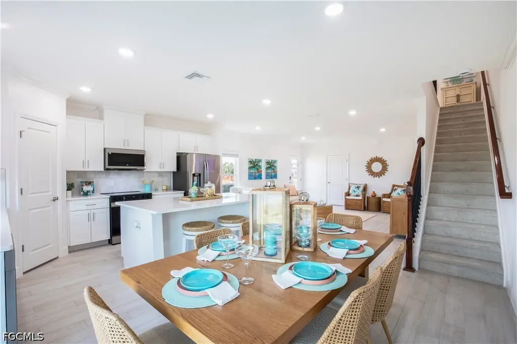 10530 Fountain Palm Circle Bokeelia FL 33922