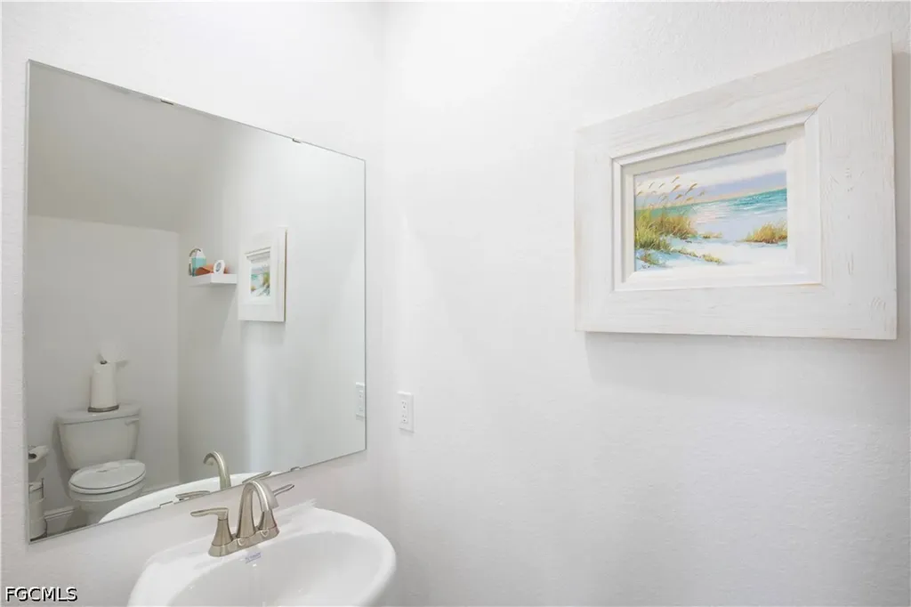 10530 Fountain Palm Circle Bokeelia FL 33922