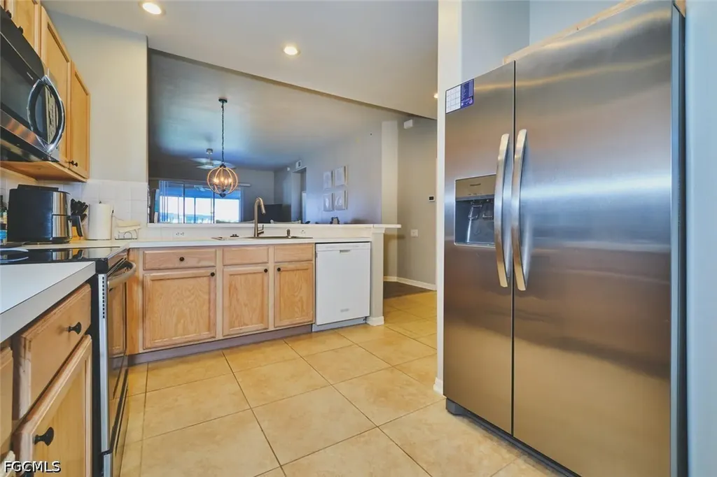 9100 Southmont Cove Fort Myers FL 33908