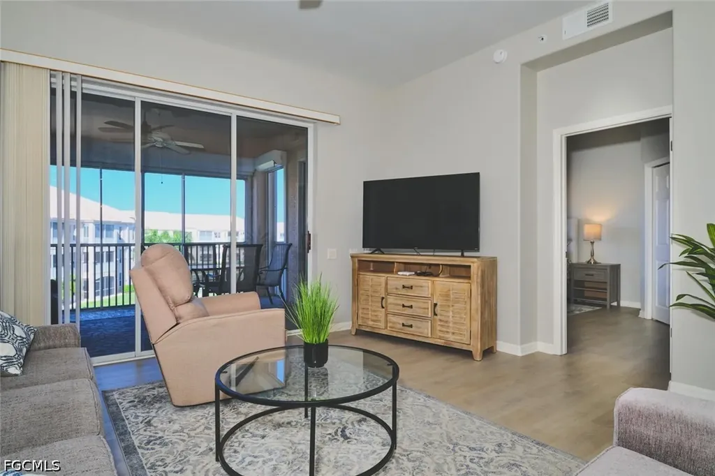 9100 Southmont Cove Fort Myers FL 33908
