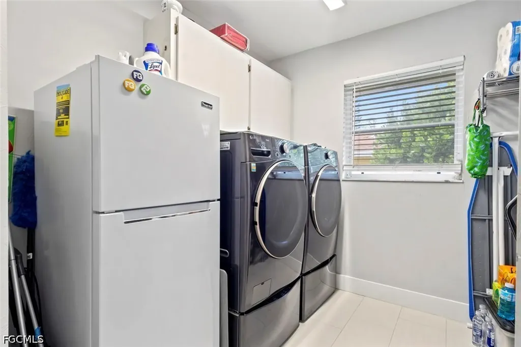 4937 Triton Court W Cape Coral FL 33904