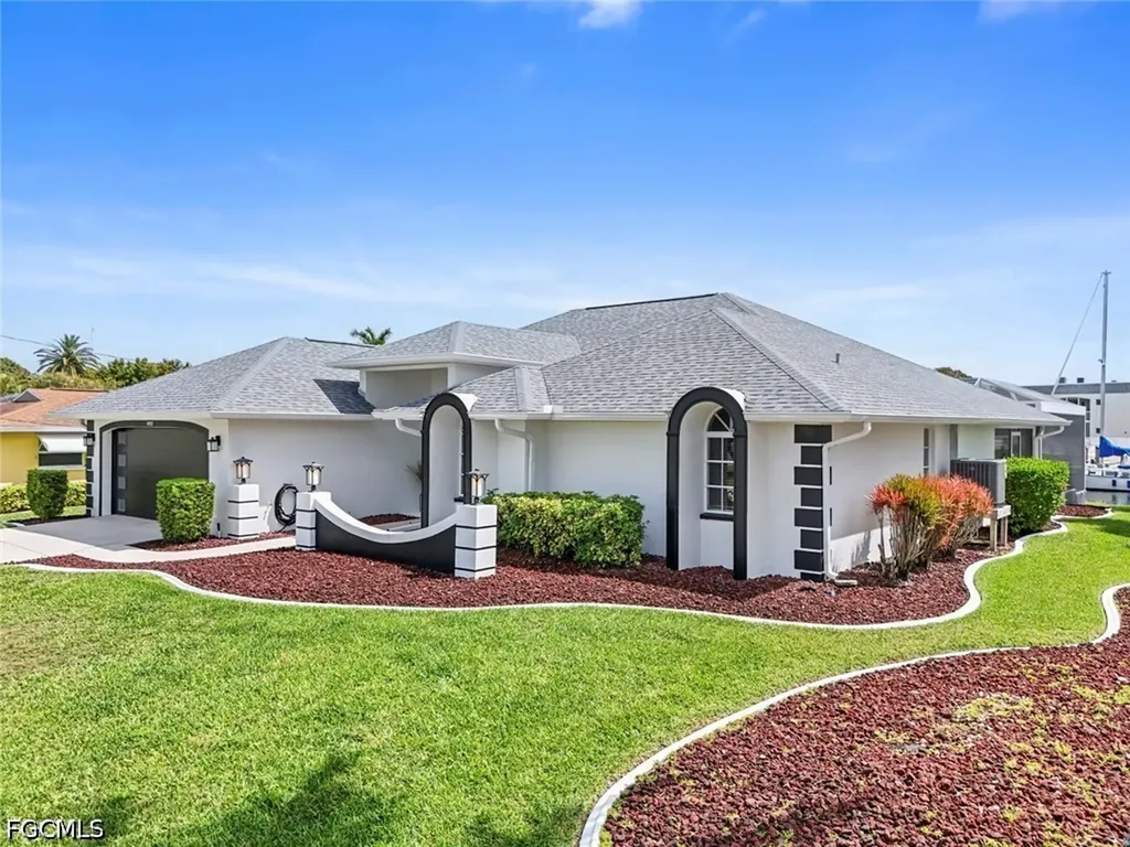 4937 Triton Court W Cape Coral FL 33904