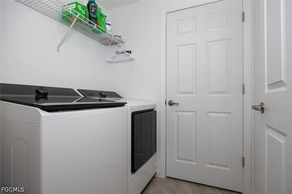 12019 Hawthorn Lake Drive Fort Myers FL 33913