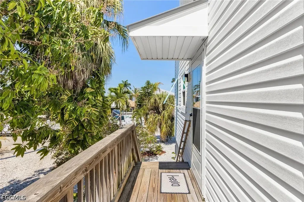 2432 Sycamore Street St. James City FL 33956