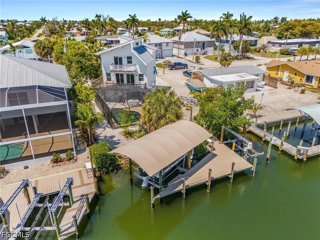 2432 Sycamore Street St. James City FL 33956