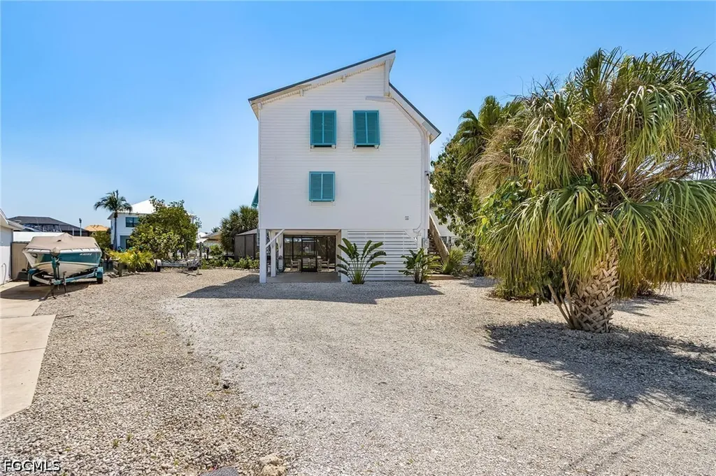 2432 Sycamore Street St. James City FL 33956