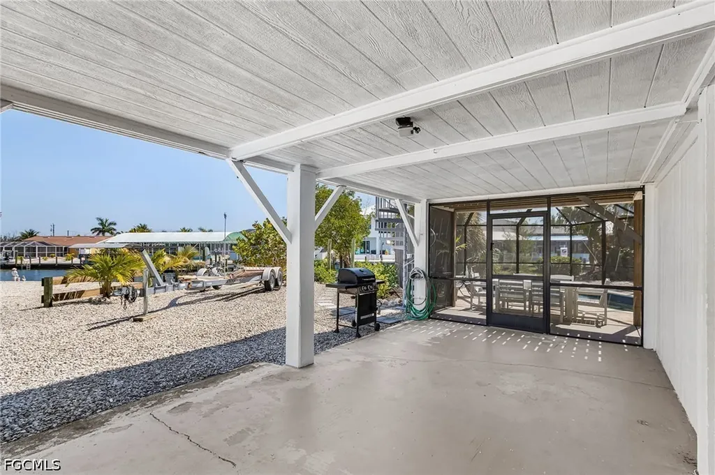 2432 Sycamore Street St. James City FL 33956