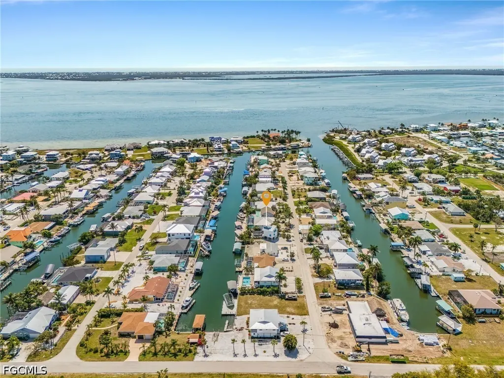 2432 Sycamore Street St. James City FL 33956
