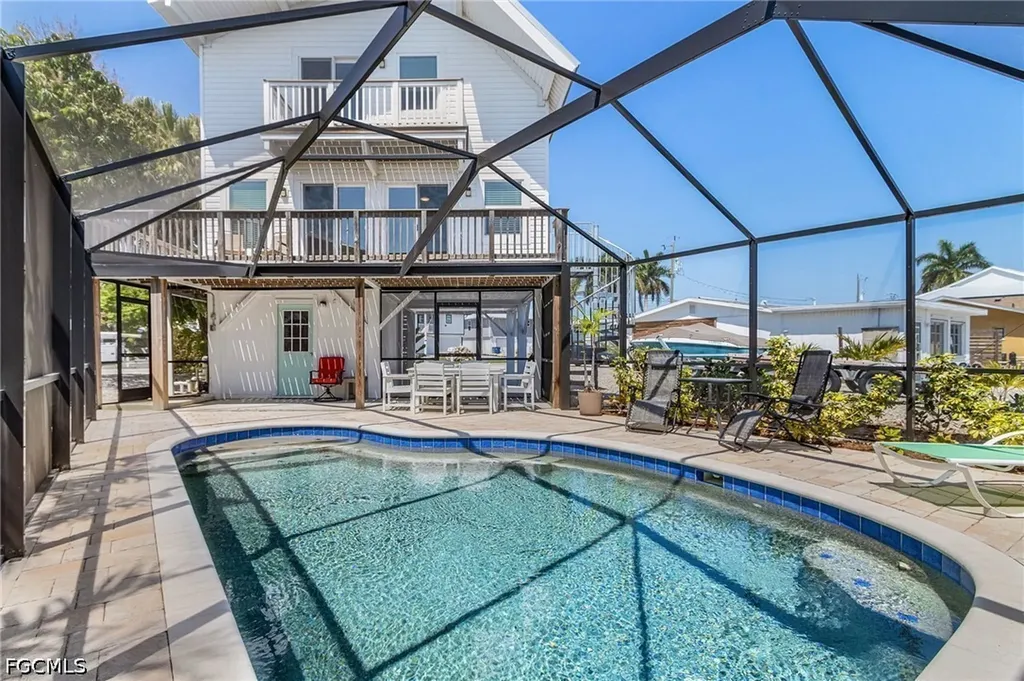 2432 Sycamore Street St. James City FL 33956