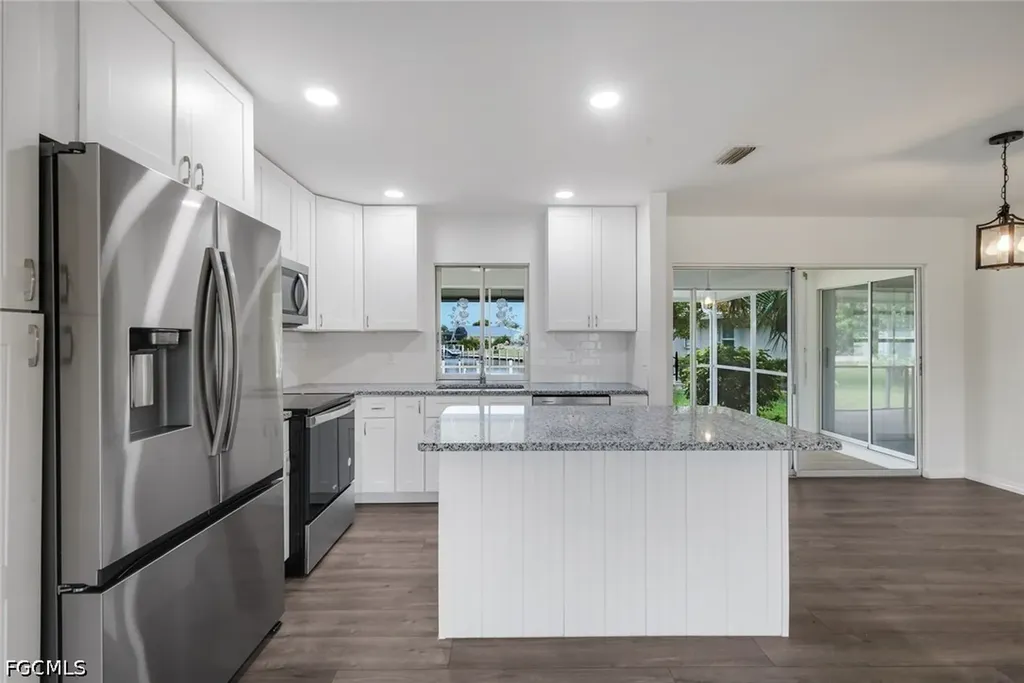 2700 W Marion Avenue Punta Gorda FL 33950