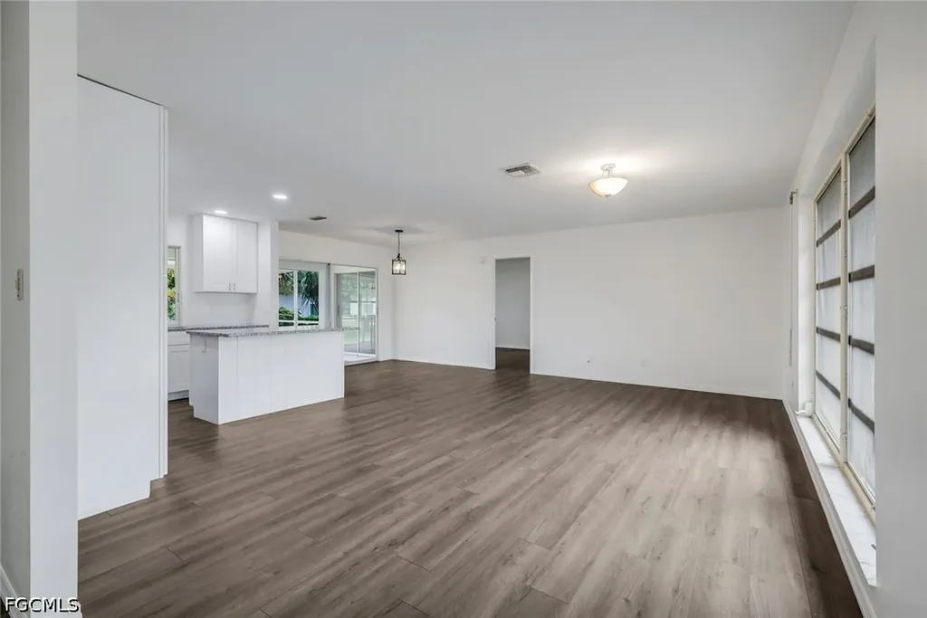 2700 W Marion Avenue Punta Gorda FL 33950