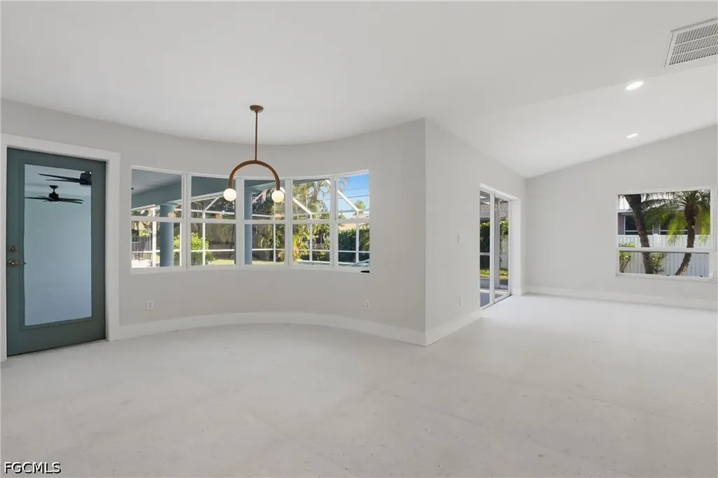 627 SW 56th Street Cape Coral FL 33914