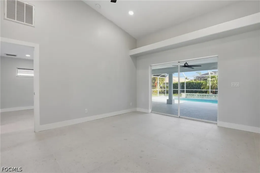 627 SW 56th Street Cape Coral FL 33914