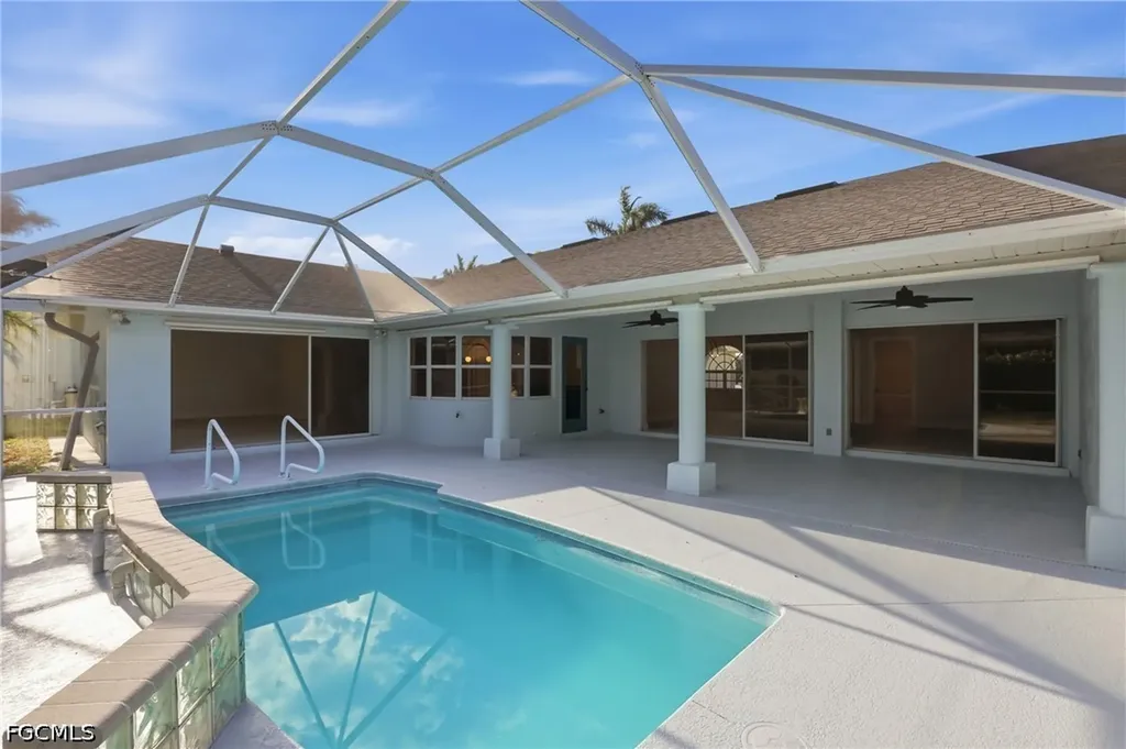 627 SW 56th Street Cape Coral FL 33914