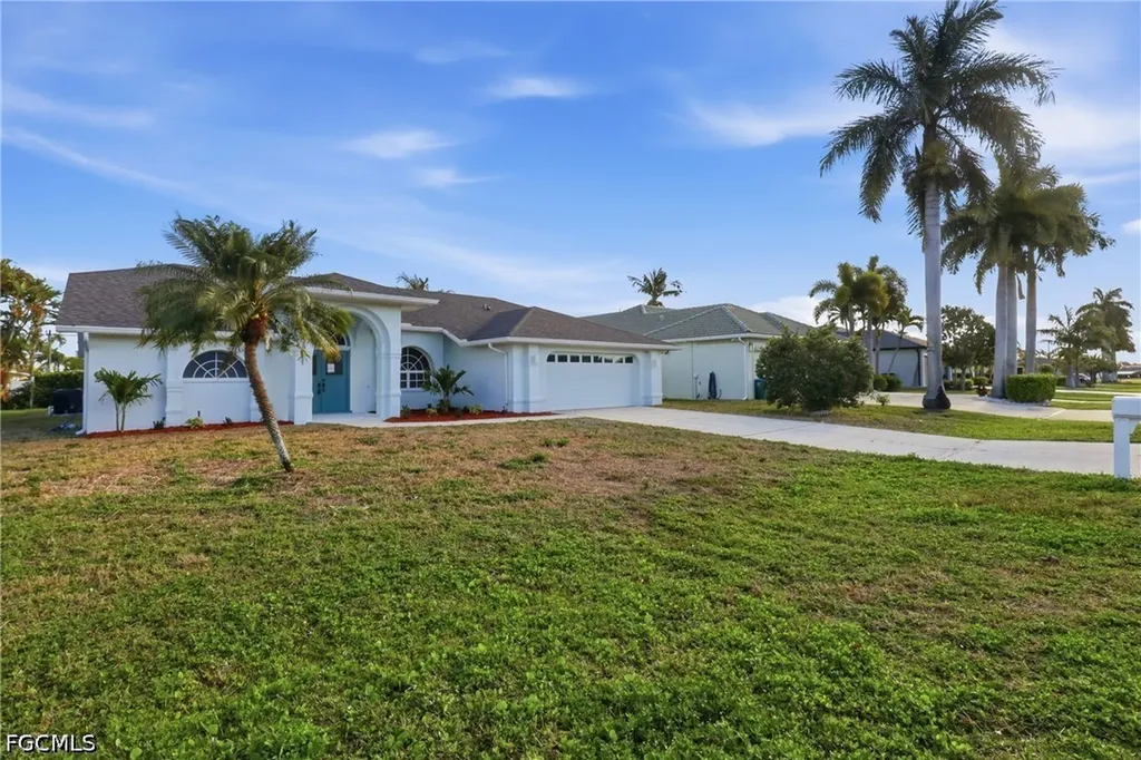 627 SW 56th Street Cape Coral FL 33914