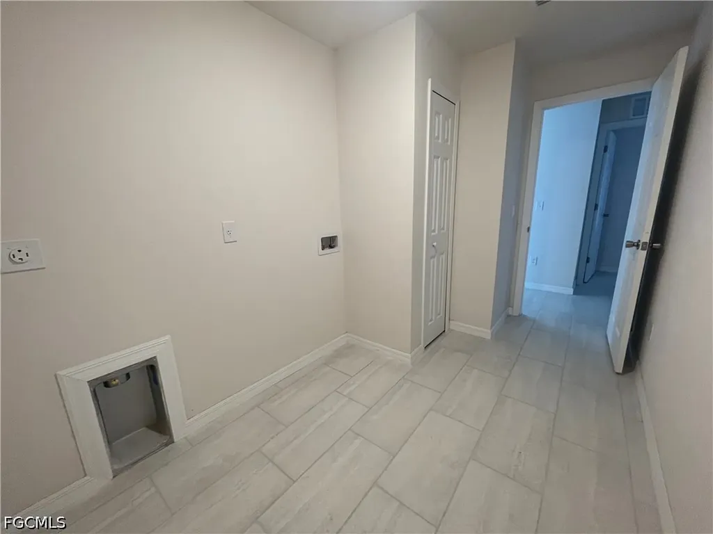 2828 NW 22nd Avenue Cape Coral FL 33993