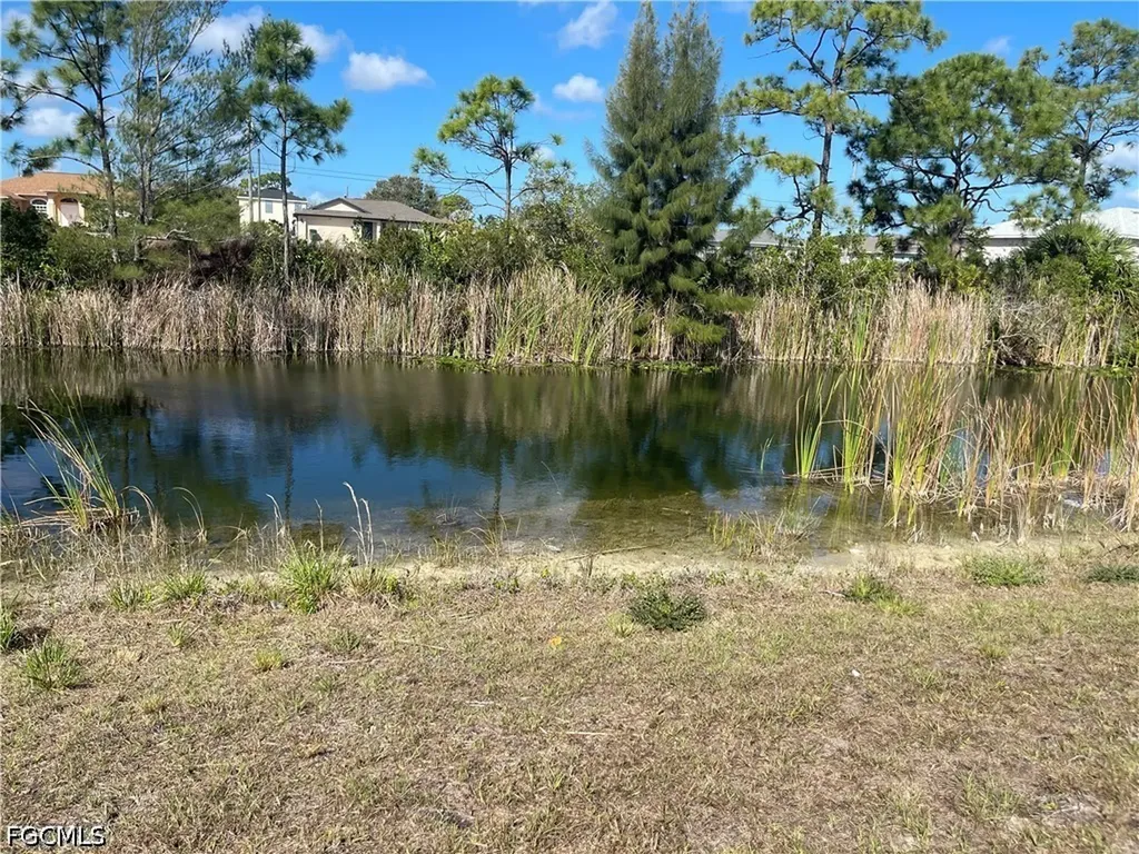2828 NW 22nd Avenue Cape Coral FL 33993