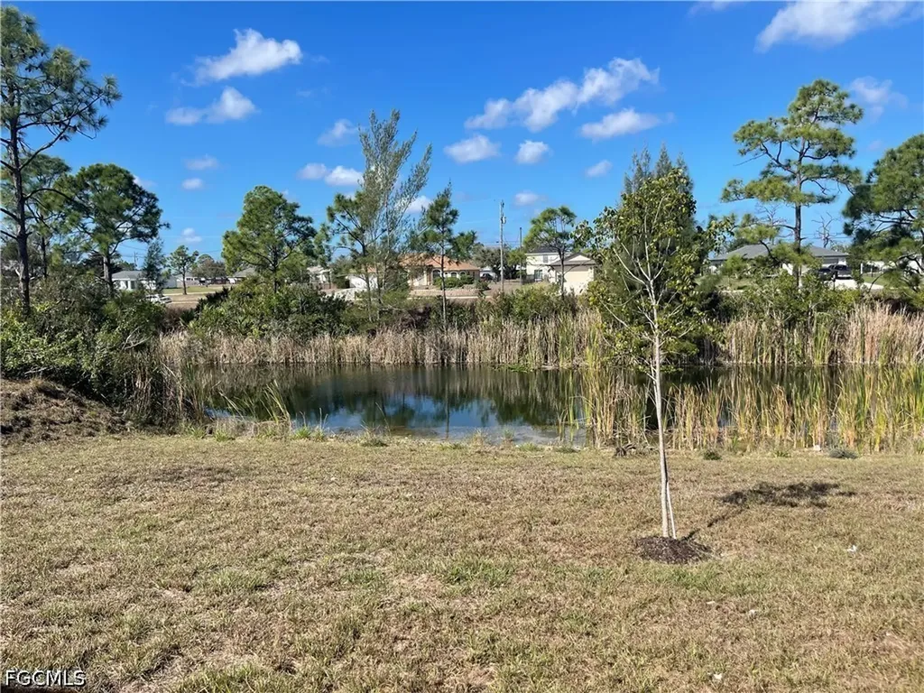 2828 NW 22nd Avenue Cape Coral FL 33993
