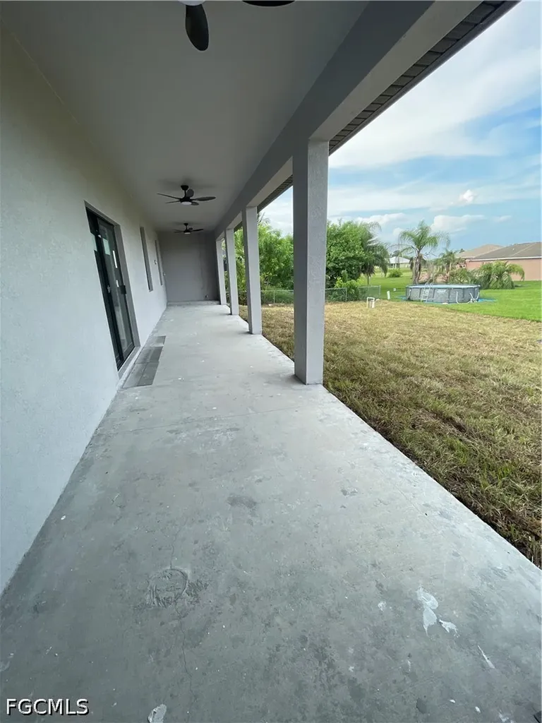 2800 Anita Avenue N Lehigh Acres FL 33971