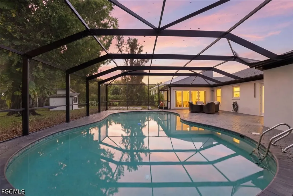 3931 W Riverside Drive Fort Myers FL 33901