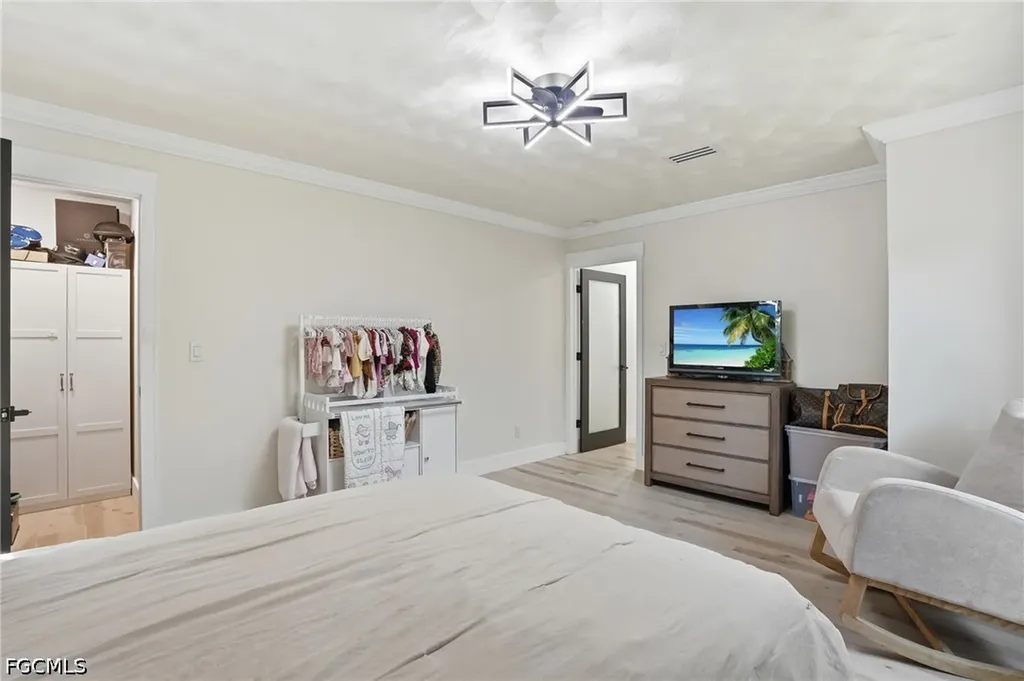 3931 W Riverside Drive Fort Myers FL 33901
