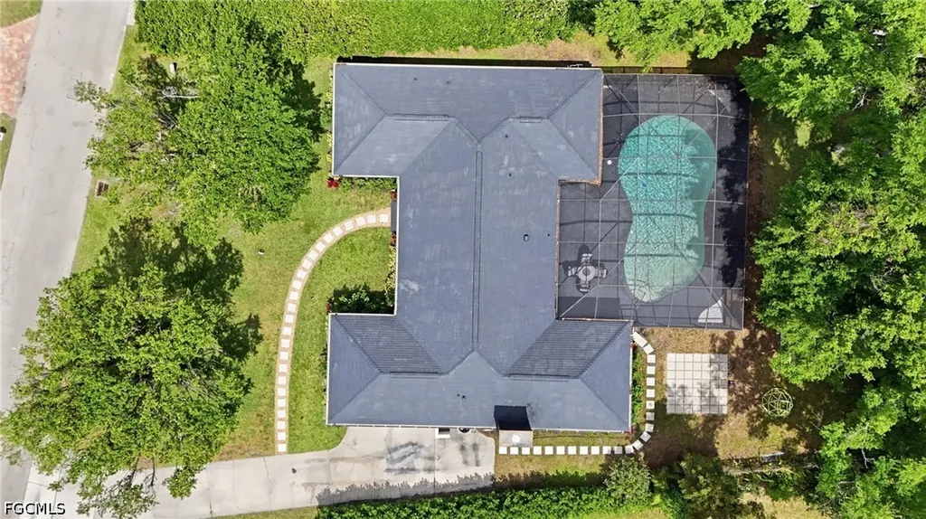 3931 W Riverside Drive Fort Myers FL 33901