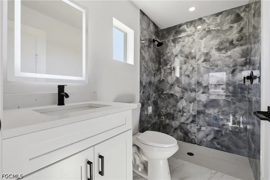 4231 NW 32nd Lane Cape Coral FL 33993