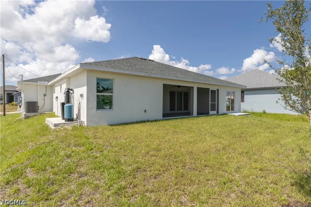 4231 NW 32nd Lane Cape Coral FL 33993