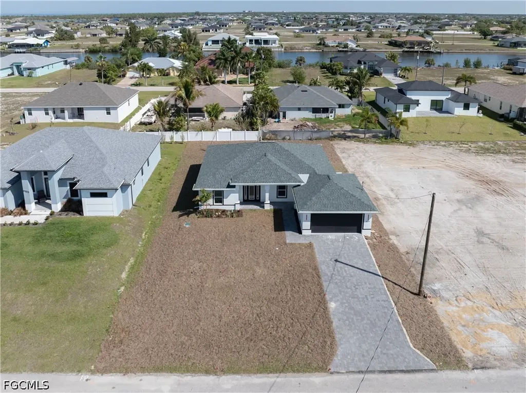 4231 NW 32nd Lane Cape Coral FL 33993