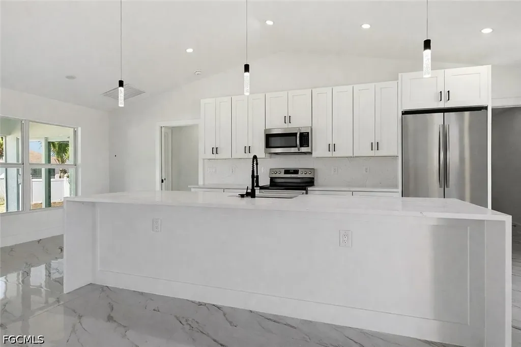 4231 NW 32nd Lane Cape Coral FL 33993
