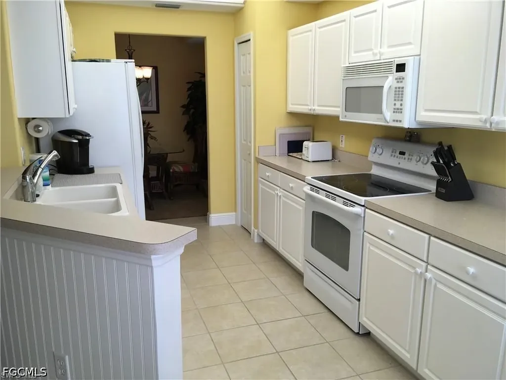 2616 Somerville Loop Cape Coral FL 33991