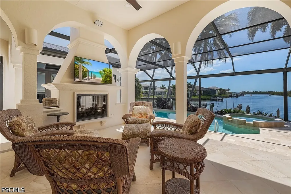 1526 Hermitage Lane Cape Coral FL 33914