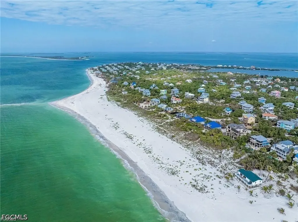 Captiva FL, 484 Gulf Bend Drive