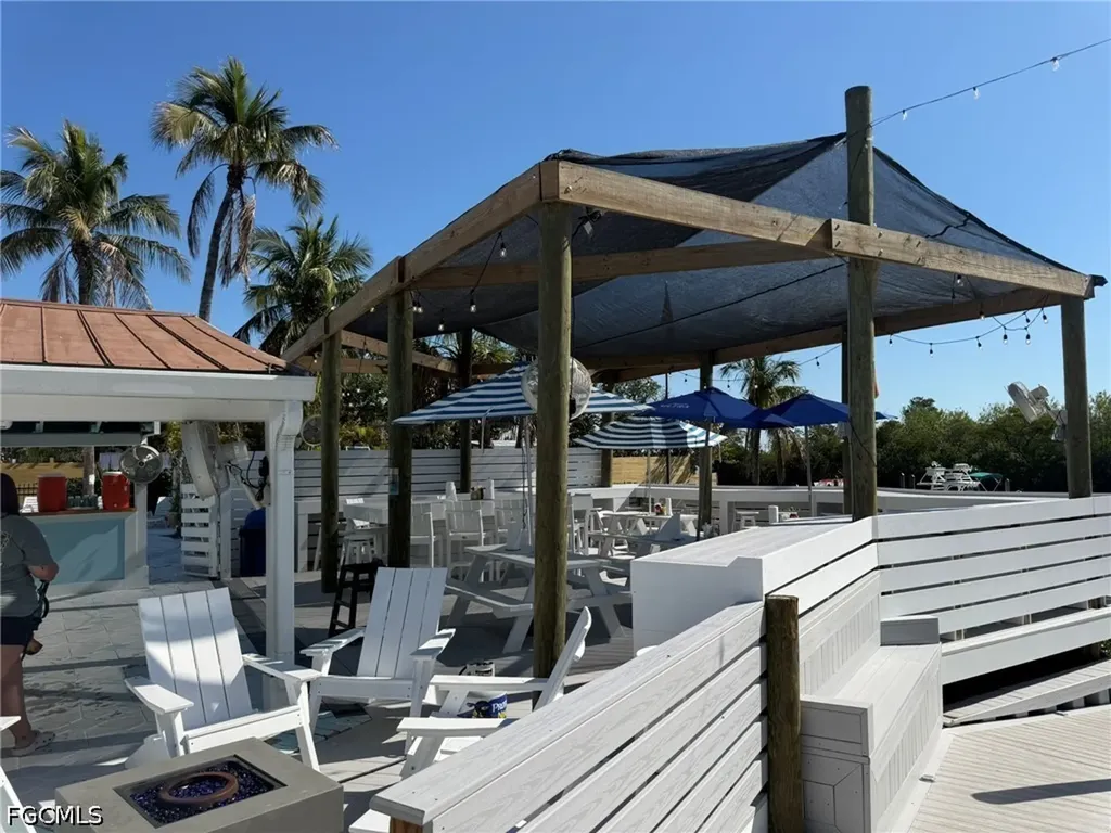 484 Gulf Bend Drive Captiva FL 33924