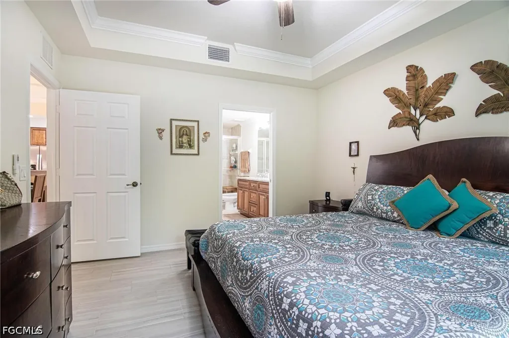 1057 Winding Pines Circle Cape Coral FL 33909