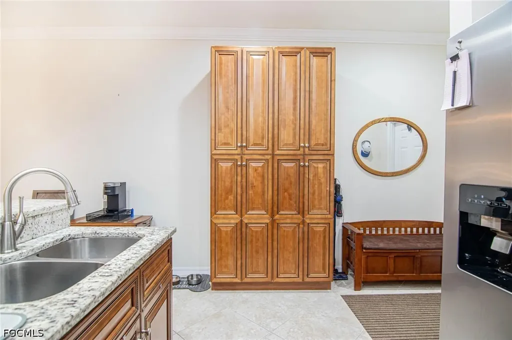 1057 Winding Pines Circle Cape Coral FL 33909