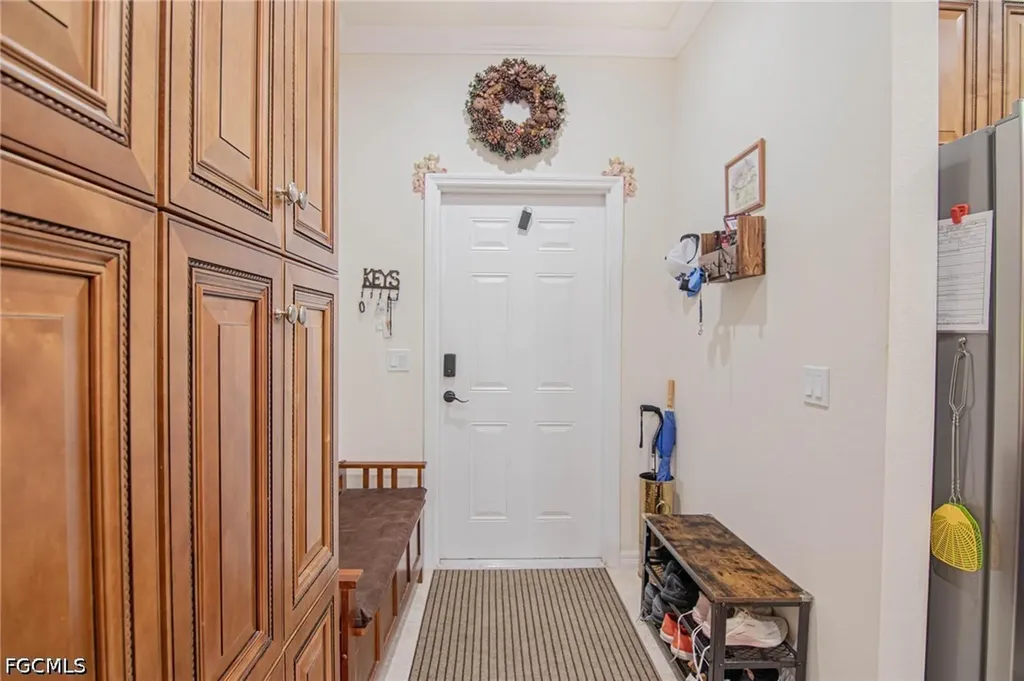 1057 Winding Pines Circle Cape Coral FL 33909