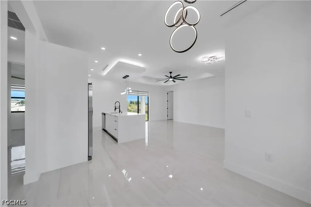 2924 5th Street SW Lehigh Acres FL 33976