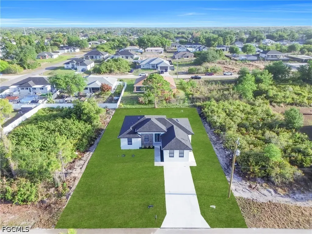 2924 5th Street SW Lehigh Acres FL 33976