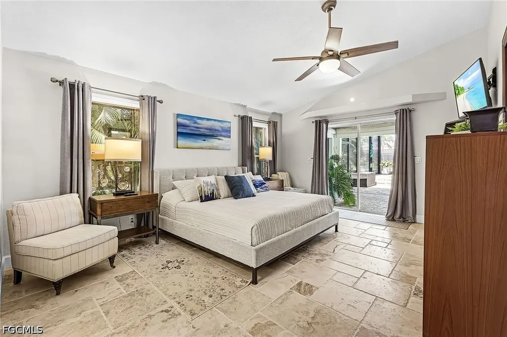 2207 SW 52nd Street Cape Coral FL 33914