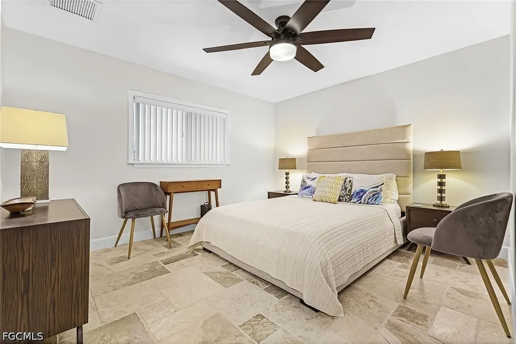 2207 SW 52nd Street Cape Coral FL 33914