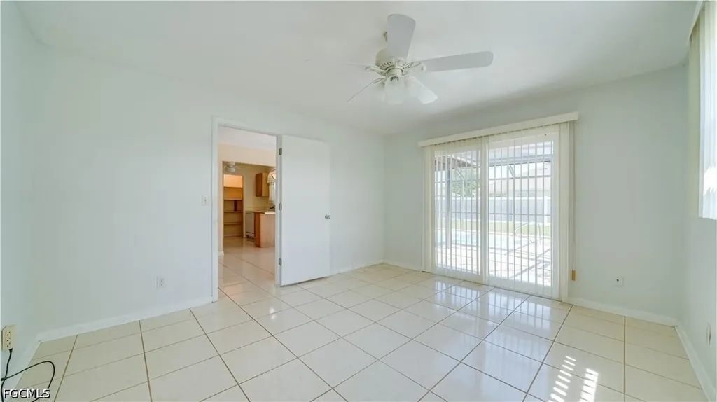 19 NE 20th Place Cape Coral FL 33909