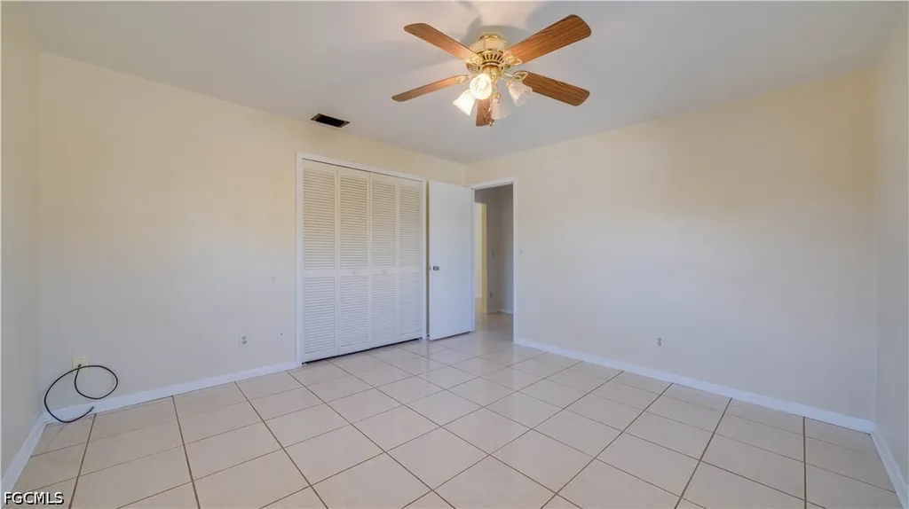 19 NE 20th Place Cape Coral FL 33909