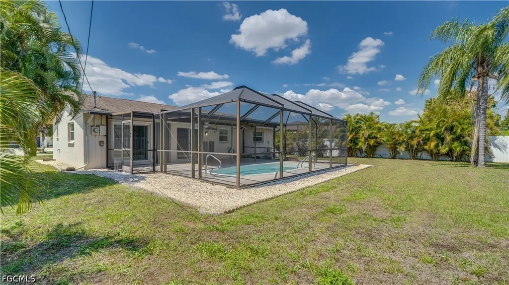 19 NE 20th Place Cape Coral FL 33909